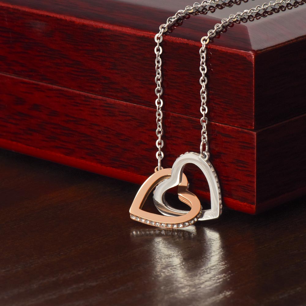 soulmate - Loving you - Interlock Love Necklace